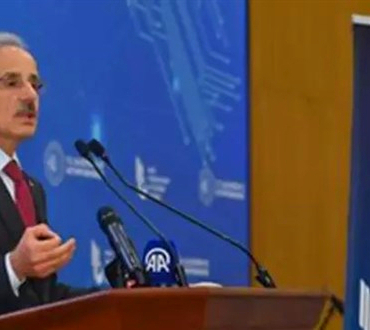 bakan-uraloglu-15-yas-siniri-yolda-1772214678