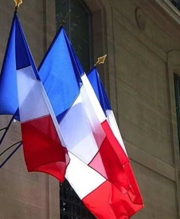 fransa-dan-rus-medya-sitelerine-erisim-engeli-1772198107