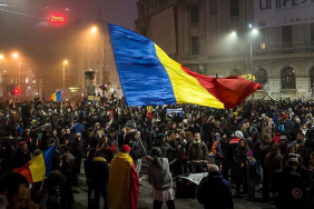 romanya-hukumeti-butce-acigini-kapatmak-icin-kamu-kadrolarinda-kesintiye-gidiyor-1772017794