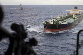 rus-ve-iran-petrolunde-indirim-yarisi-kizisti-1772026304