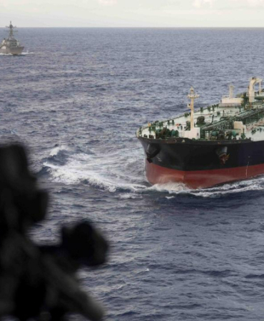 rus-ve-iran-petrolunde-indirim-yarisi-kizisti-1772026304