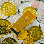 unlu-ekonomistten-balon-uyarisi-altin-fiyatlari-gerceklikten-koptu-1772097533