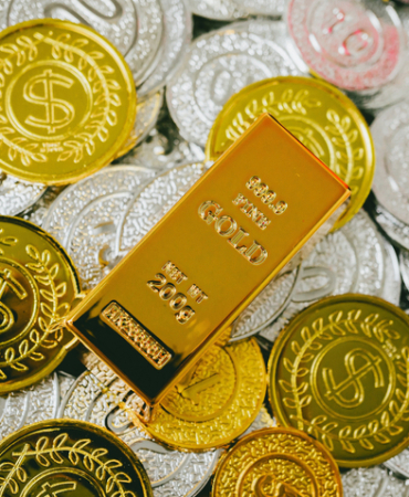 unlu-ekonomistten-balon-uyarisi-altin-fiyatlari-gerceklikten-koptu-1772097533