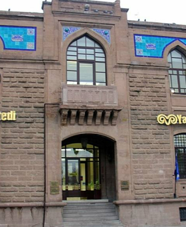 yapi-kredi-den-ilk-mavi-tahvil-ihraci-1772108092