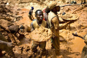 afrika-nin-en-buyuk-altin-ureticisi-gana-dan-madencilik-sirketlerine-yeni-vergi-1773237237