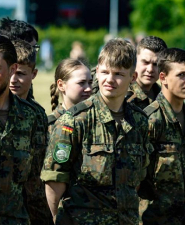 alman-ordusunda-personel-krizi-zorunlu-askerlik-geri-mi-donuyor-1772652162