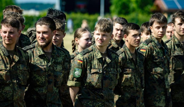 alman-ordusunda-personel-krizi-zorunlu-askerlik-geri-mi-donuyor-1772652162