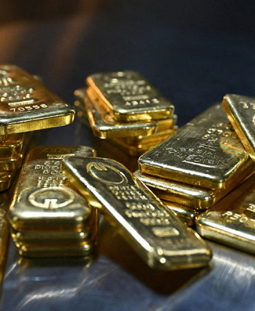 altin-kazanclarini-sildi-gumuste-kayip-yuzde-6-yi-asti-1772468822