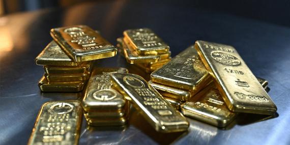 Altın değer kaybetti, gümüşte düşüş %6’yı geçti