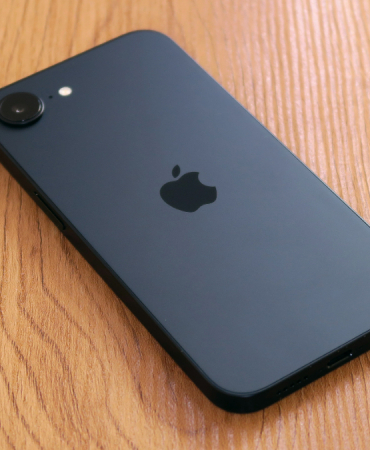 apple-yeni-iphone-17e-modelini-tanitti-satis-fiyati-ve-ozellikleri-belli-oldu-1772469859