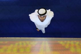 bae-borsasi-isleme-acilmasinin-ardindan-yuzde-5-e-varan-kayip-yasadi-1772608855