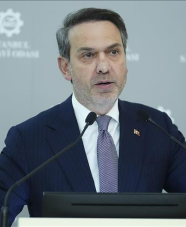 bakan-bayraktar-duyurdu-enerji-verimliligi-icin-7-yilda-20-milyar-dolar-yatirim-yapilacak-1772609433