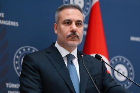 bakan-fidan-iranli-mevkidasi-arakci-ile-gorustu-1772626691