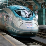 bakan-uraloglu-duyurdu-bir-ile-daha-hizli-tren-geliyor-1772993474