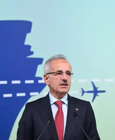 bakan-uraloglu-duyurdu-orta-dogu-ucus-iptallerinin-suresi-uzatildi-1772801330