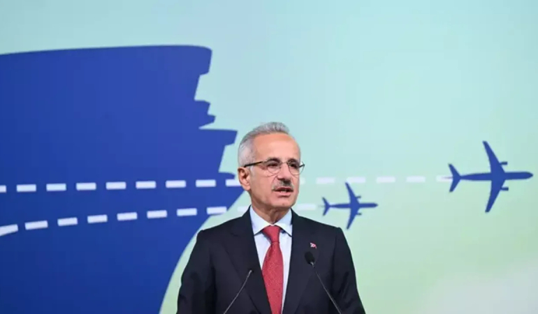 bakan-uraloglu-duyurdu-orta-dogu-ucus-iptallerinin-suresi-uzatildi-1772801330