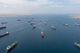 basra-korfezi-nde-20-bin-denizci-mahsur-kaldi-1773840224