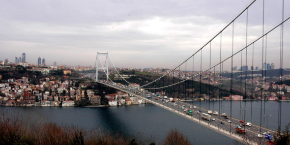 Bayramda 12,3 milyon araç köprü ve otoyollardan geçti