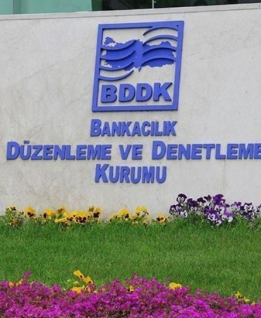 bddk-iki-yatirim-bankasinin-kurulus-iznini-iptal-etti-1773476559