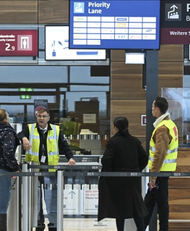 berlin-de-grev-nedeniyle-445-ucus-iptal-edildi-1773838921