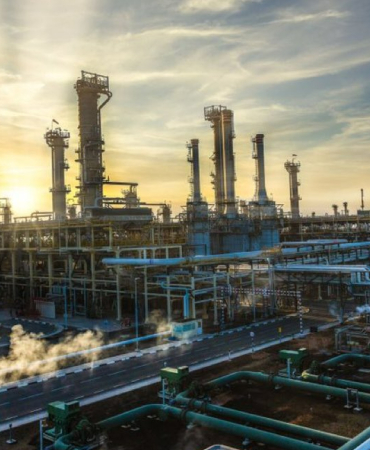 birlesik-arap-emirlikleri-nde-ruwais-rafinerisi-operasyonlarini-durdurdu-1773147040