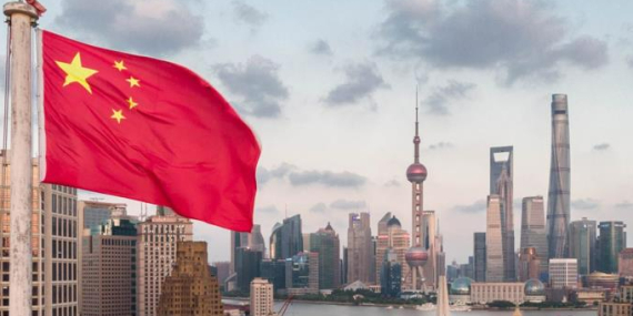 Çin, 2026 büyüme hedefini düşürdü