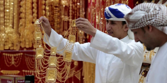 Dubai’de Altın Fazlası: Tüccarlar Zararla Satışta