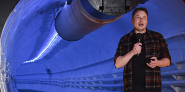 elon-musk-panama-kanali-icin-yer-altina-iniyor-1772857280