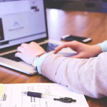 enerji-krizi-uzaktan-calisma-modelini-geri-getirdi-1774518987