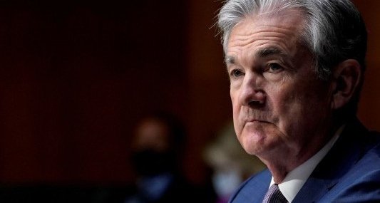 Powell’dan Fed için “bekle-gör” yaklaşımı mesajı
