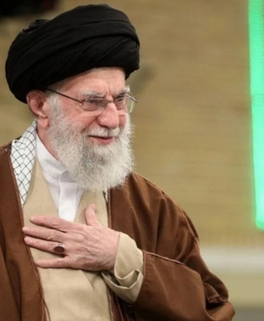 financial-times-yazdi-hamaney-suikastinin-perde-arkasi-1772545266