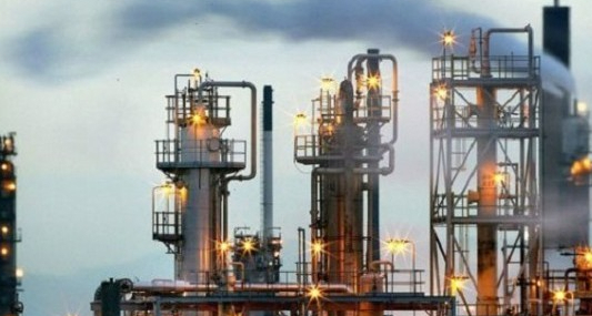 Goldman Sachs, petrol hedefini yukarı çekti