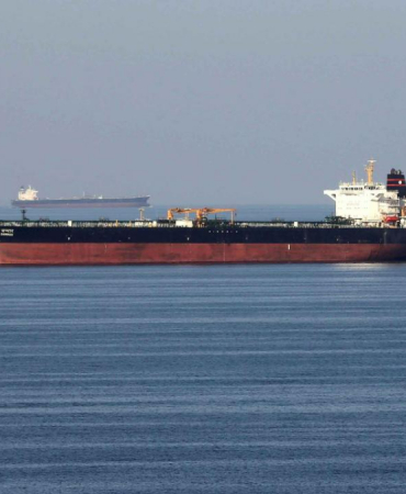 hurmuz-den-kriz-sonrasi-ilk-yabanci-petrol-tankeri-gecisi-1773666612