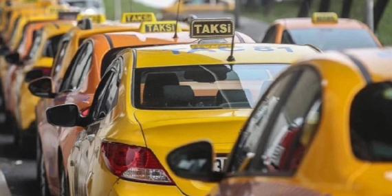 İBB’nin uygulama bazlı ihalesinde 146 taksi plakası satıldı