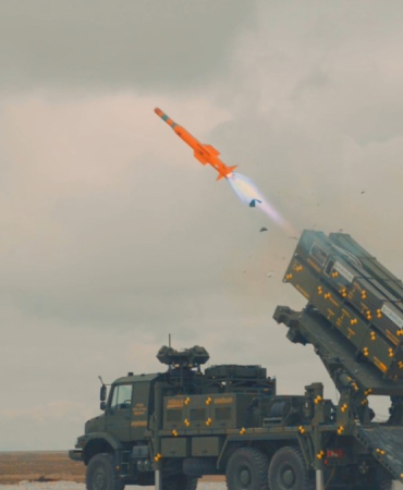 iran-saldirilari-sonrasi-korfez-de-savunma-krizi-derinlesiyor-1772731344