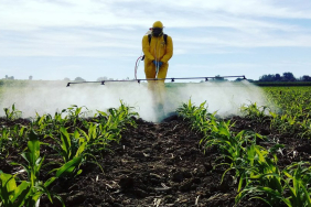 iran-savasi-ve-yukselen-petrol-fiyatlari-pestisit-maliyetlerini-vurdu-1774513328