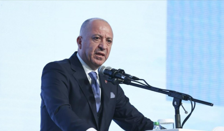 is-dunyasindan-buyume-uyarisi-sektorel-ayrisma-artiyor-1772449446