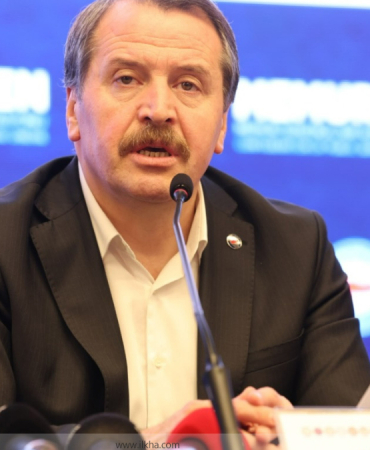 memur-sen-heyeti-bakan-isikhan-ile-bir-araya-geldi-1773387811