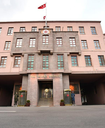 msb-duyurdu-iran-dan-ateslenen-fuze-turk-hava-sahasinda-imha-edildi-1773058062