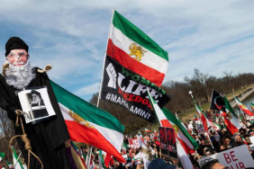 muhalifler-de-ayaklanirsa-rejim-mi-devlet-mi-coker-1772356752