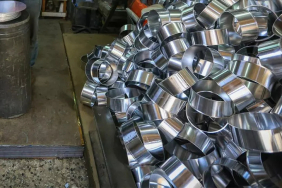 orta-dogu-gerilimi-aluminyum-fiyatlarini-zirveye-tasidi-1774875262