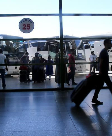 otobus-sektorunden-bayramda-12-bin-ek-sefer-karari-1773392637