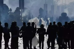 pakistan-da-ordu-sokaga-indi-sokaga-cikma-yasagi-ilan-edildi-1772461916