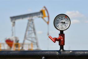 petrol-fiyatlari-arz-endiseleriyle-yukselisini-hizlandirdi-1773729643