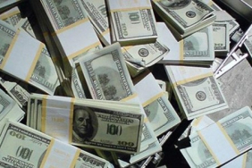 reel-sektorun-doviz-acigi-artti-1774611926