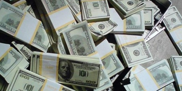 reel-sektorun-doviz-acigi-artti-1774611926