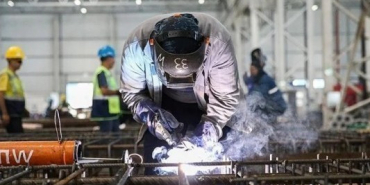 sanayi-uretimi-yila-dususle-basladi-1773127395