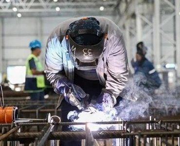 sanayi-uretimi-yila-dususle-basladi-1773127395