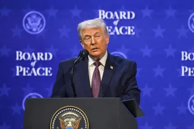 trump-tan-iran-mesaji-konusmak-istediler-cok-gec-dedim-1772543040