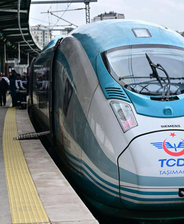 uraloglu-duyurdu-bayram-nedeniyle-trenlerde-kapasite-artisi-yapilacak-1772957498